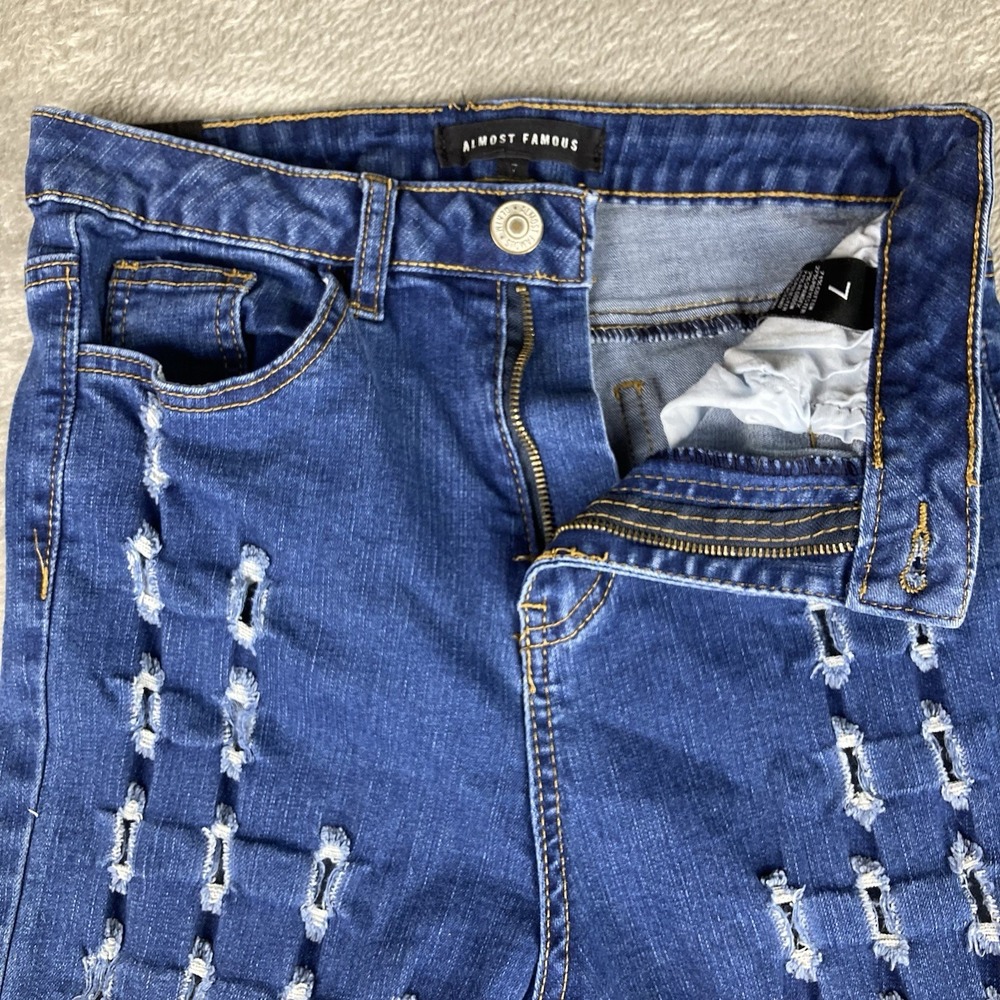 Almost Famous Jeans Size 7 26x30 Blue Denim Bell Bottom Flare Distressed Stretch - Picture 7 of 16